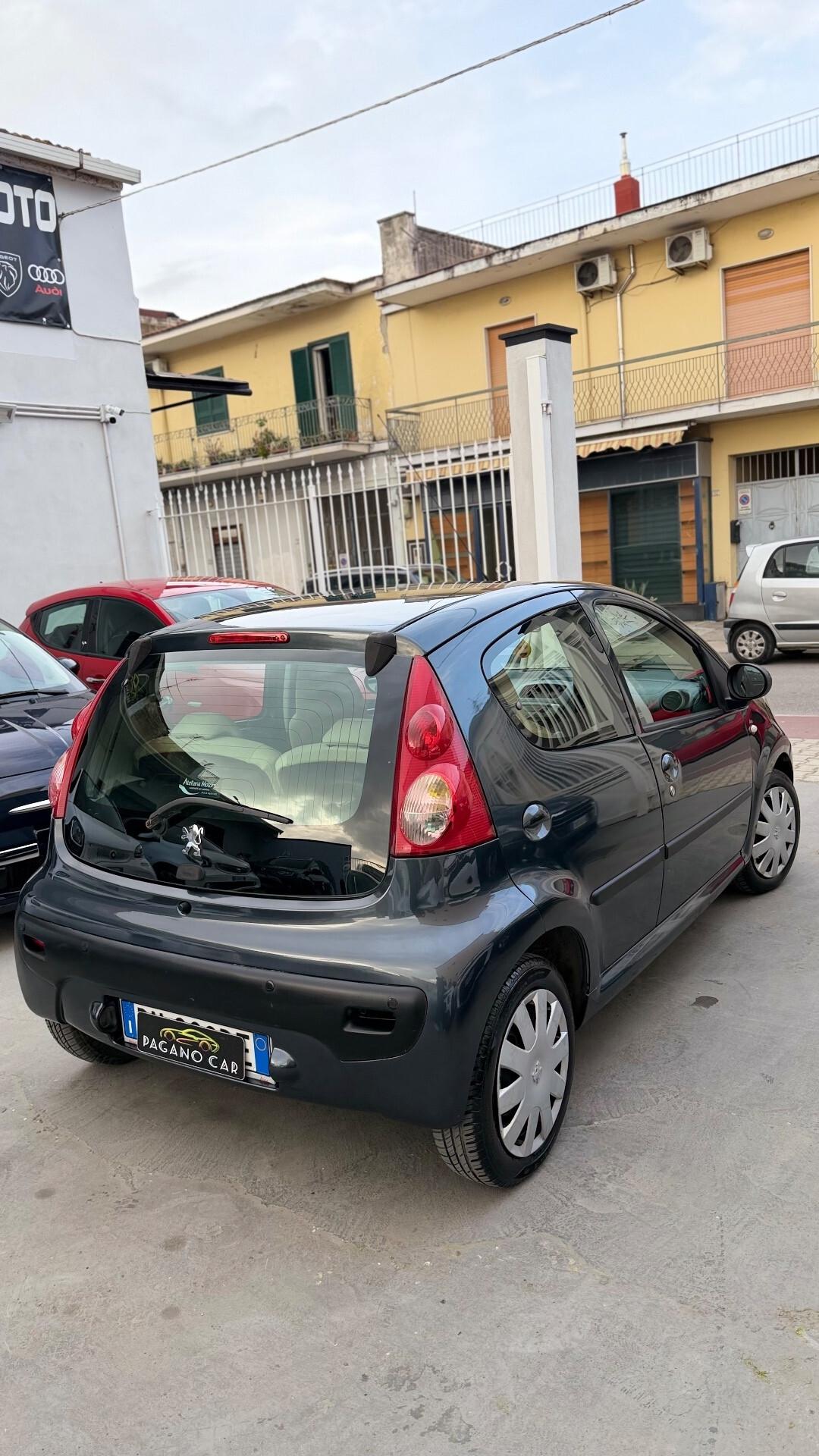 Peugeot 107 1.0 68CV 5p. Sweet Years AUTOMATICA