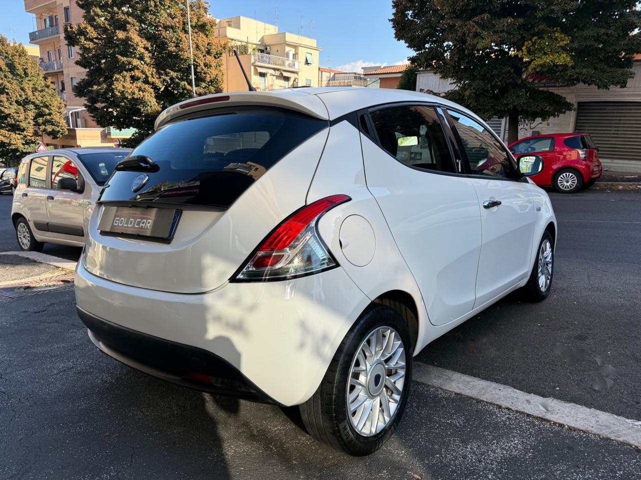 Lancia Ypsilon 1.2 69 CV 5 porte GPL Ecochic Gold