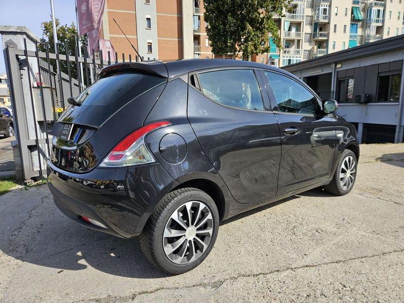 Lancia Ypsilon 1.3 MultiJet 95cv Start&Stop Elefantino