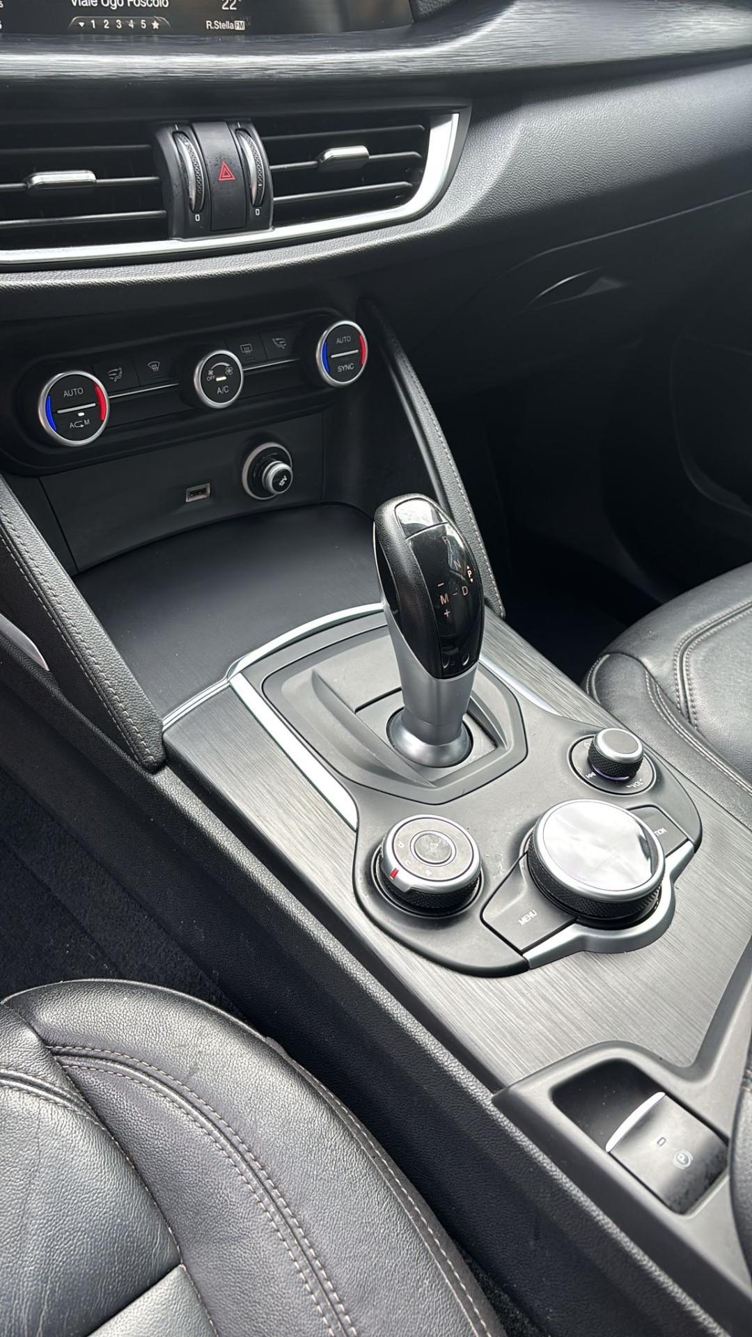 Alfa Romeo Stelvio 2.2 Turbodiesel 180 CV AT8 Q4 Executive