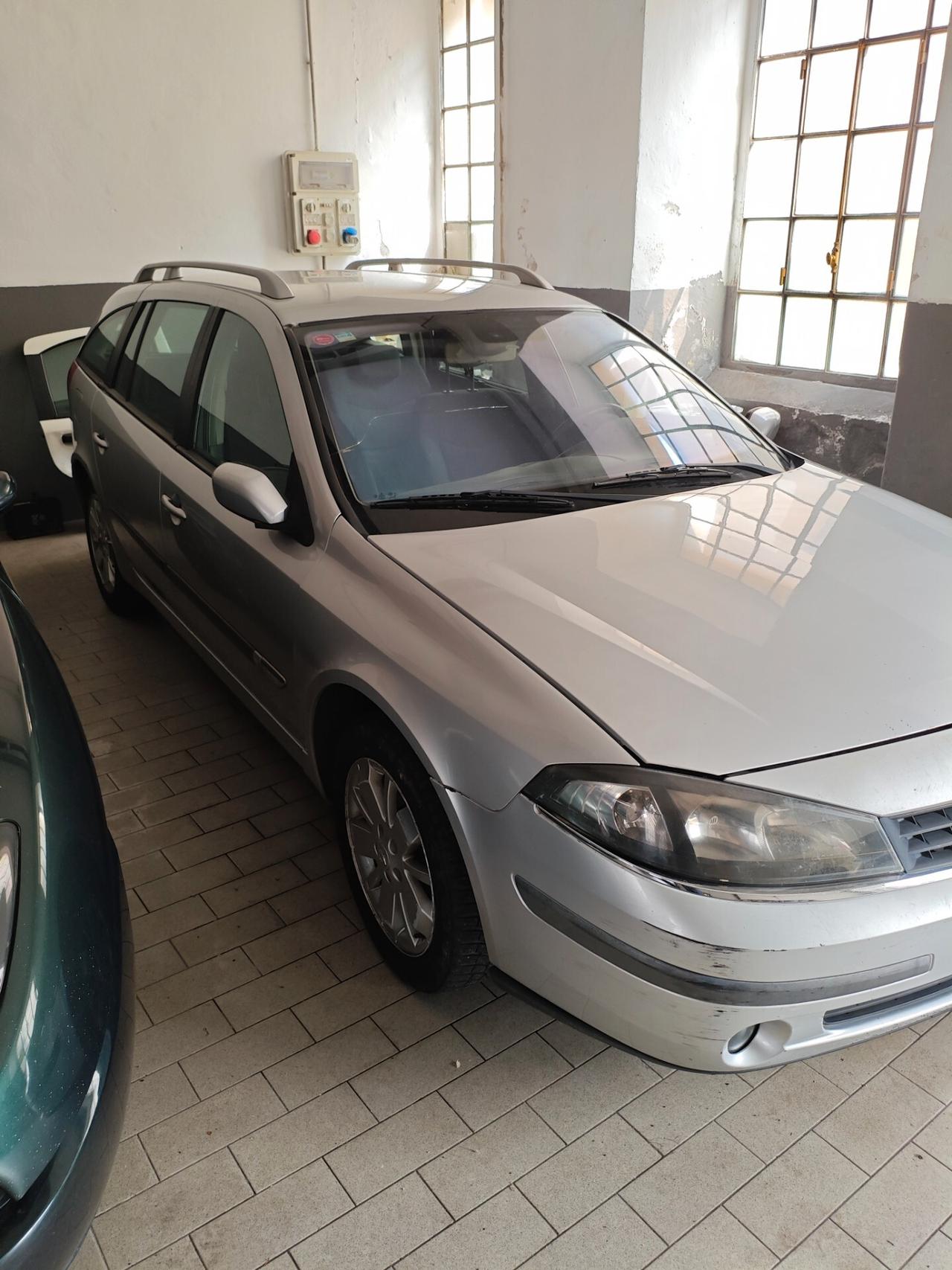 Renault Laguna 1.9 dCi/130CV Grandtour Teknos