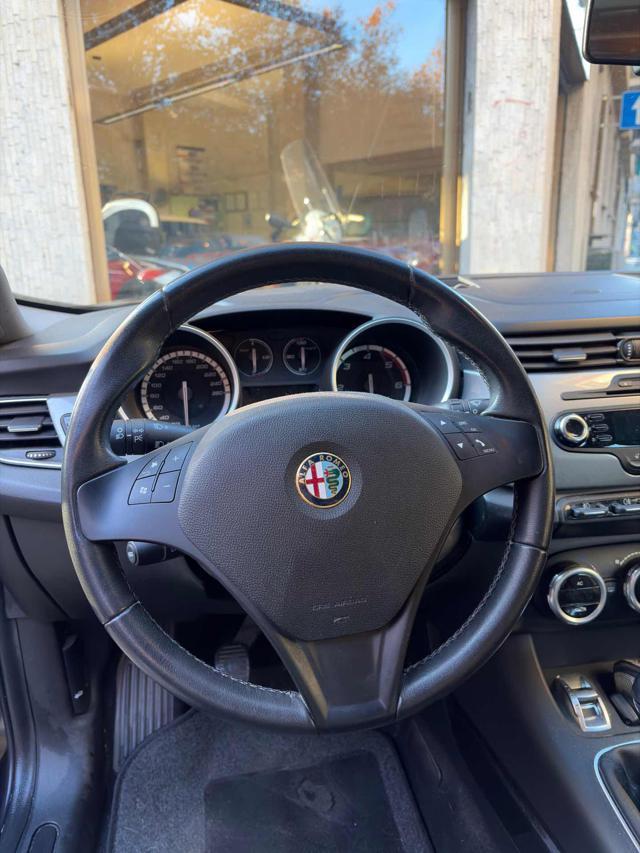 ALFA ROMEO Giulietta 2.0 JTDm-2 140 CV Distinctive