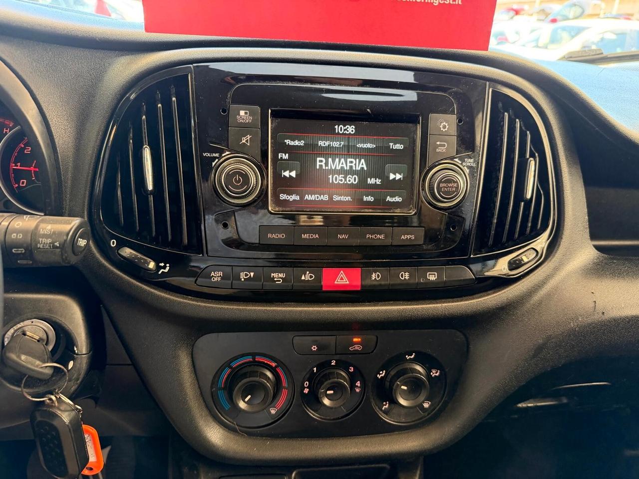 FIAT DOBLO 1.6 DIESEL 105CV AUTOCARRO FINESTRATO
