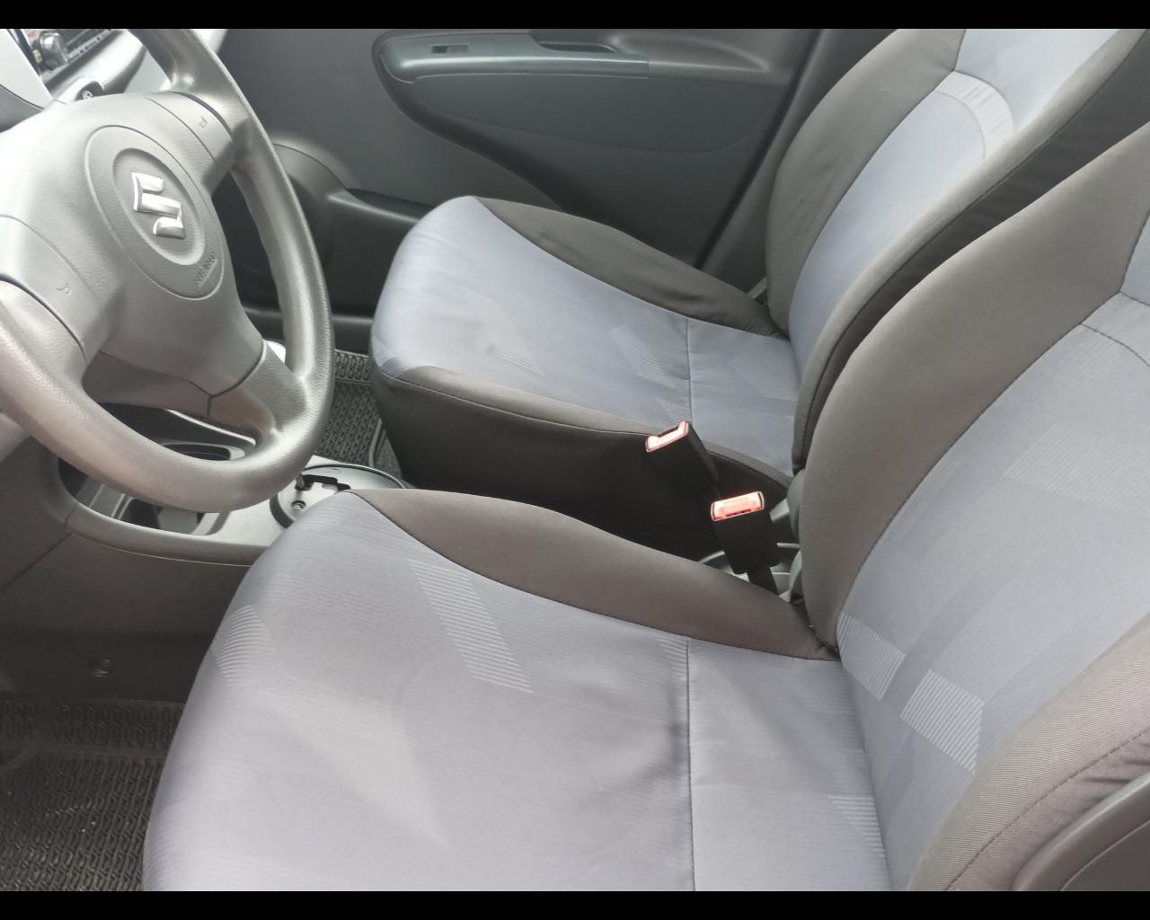 SUZUKI Alto (2009) - Alto 1.0 VVT GLX cambio automatico