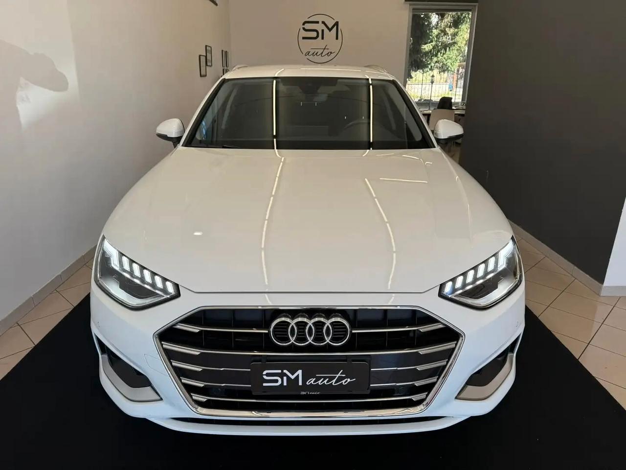 Audi A4 Avant 35 TDI/163 CV S tronic Business Advanced