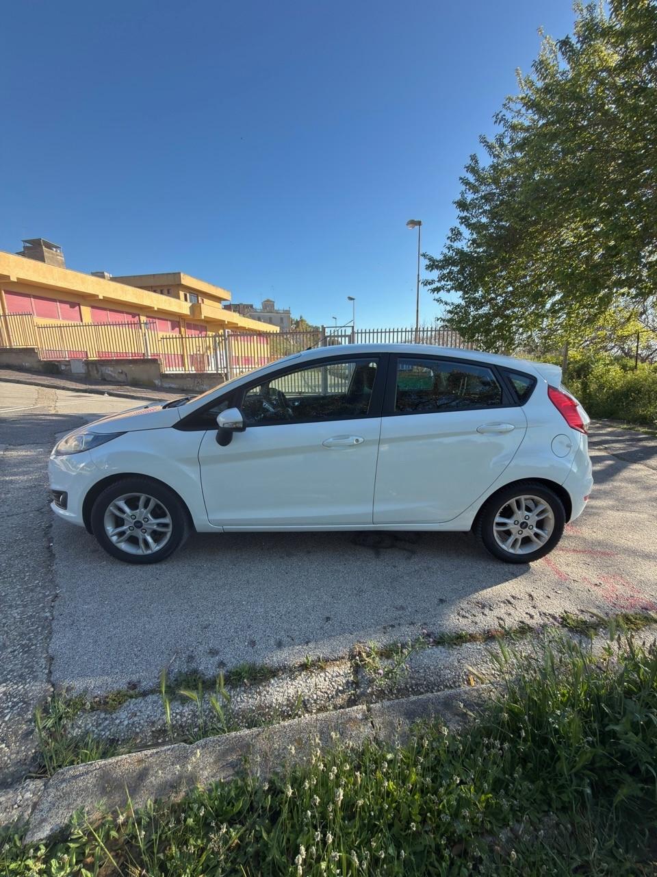 Ford Fiesta 1.5 TDCi 95cv 5 porte Titanium