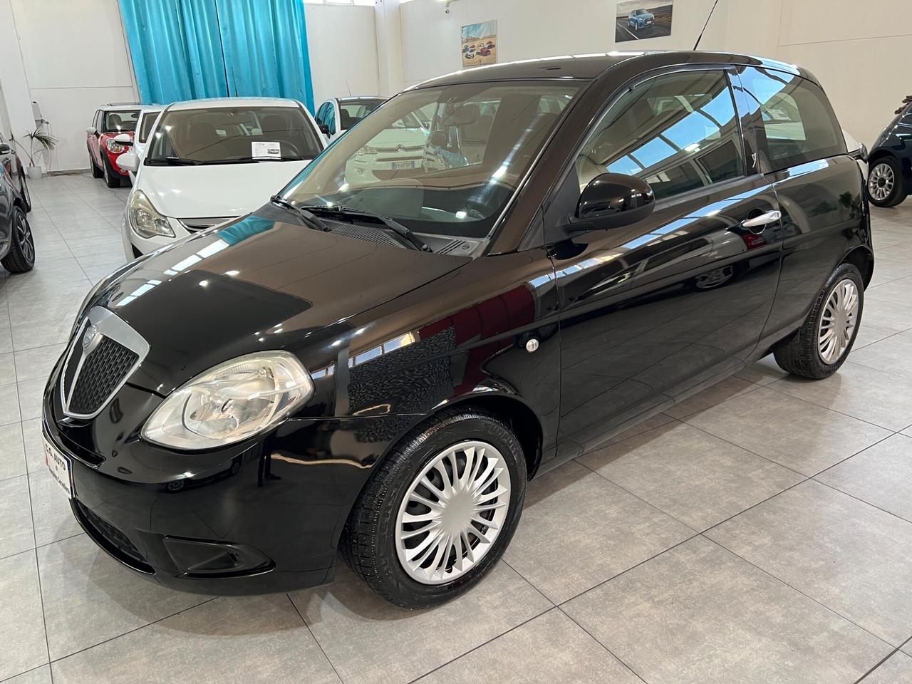 Lancia Ypsilon 1.2 60 CV - ELLE - 2010