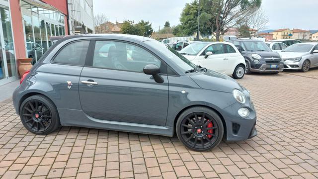ABARTH 695 1.4 Turbo T-Jet XSR Yamaha Limited Edition