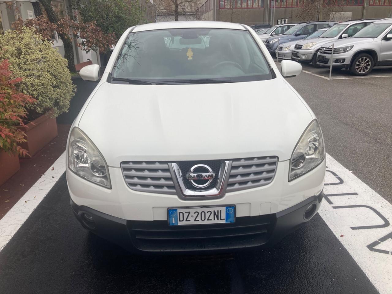 NISSAN QASHQAI 1.6 BENZINA/GPL (DA VETRINA)