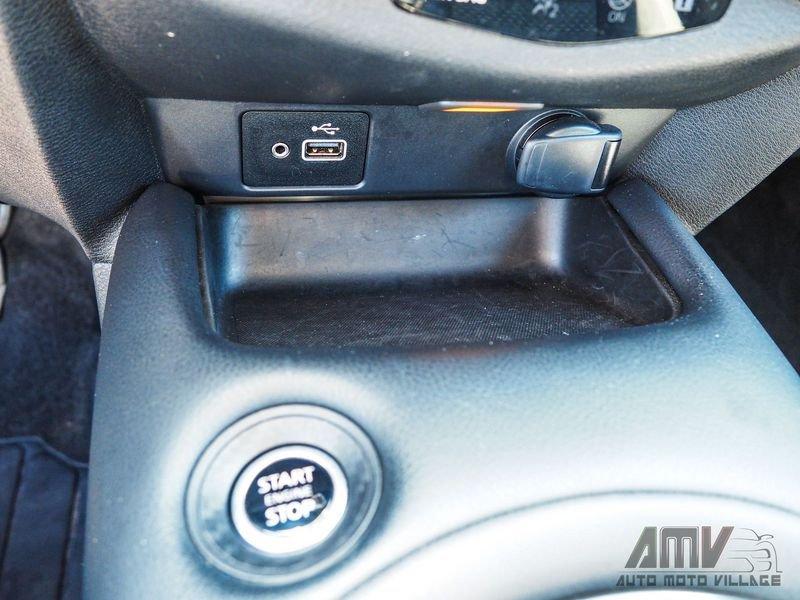 Nissan Juke 1.0 DIG-T 114 CV N-Connecta