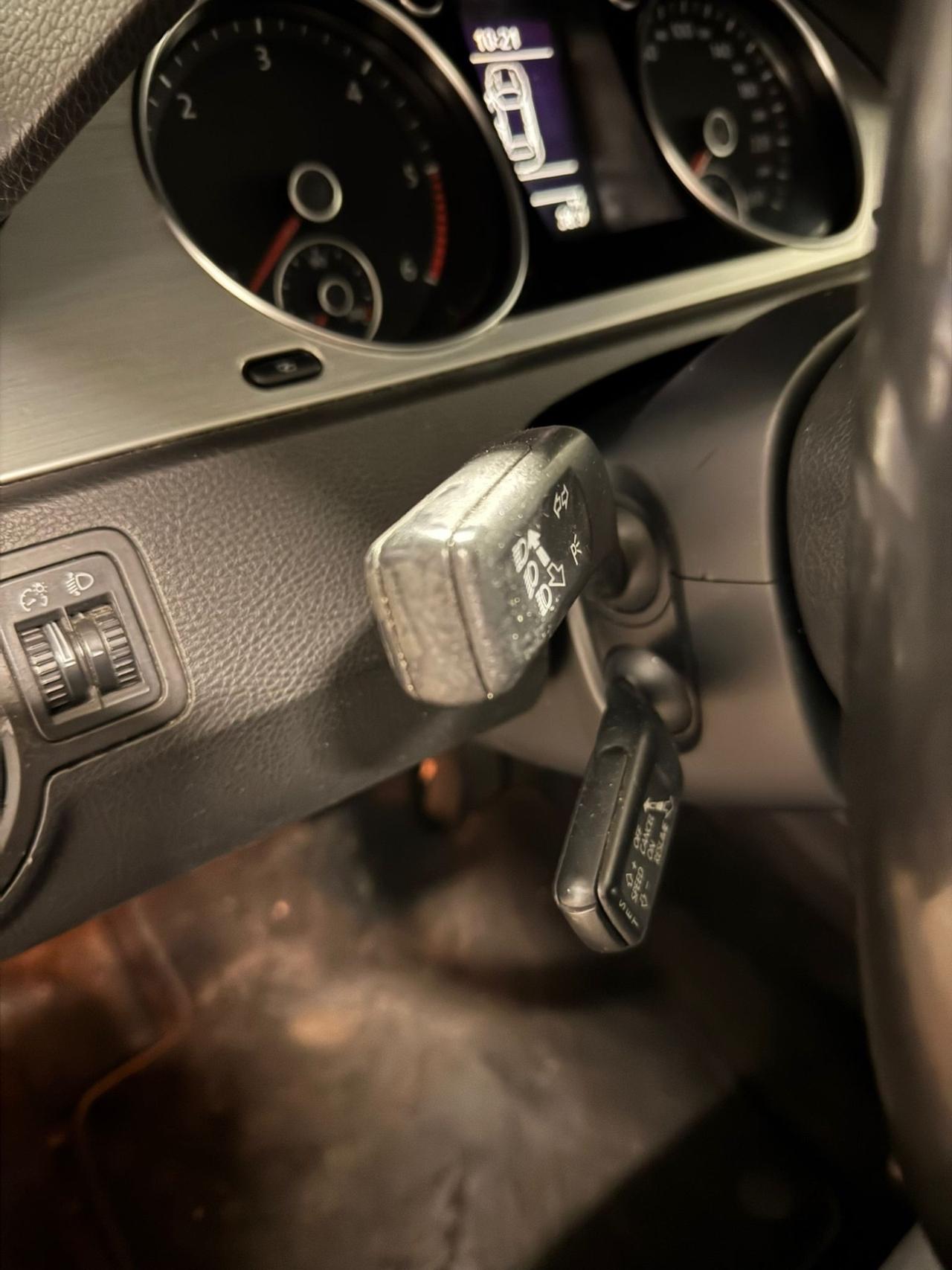 Volkswagen Passat 2.0 TDI DPF Var. Highline 2009 EURO 5