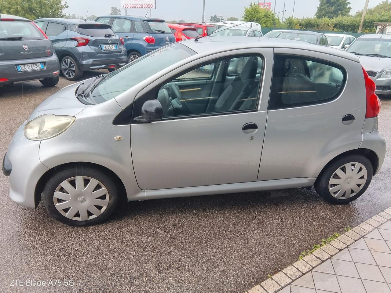 Peugeot 107 1.0 Benzina Neopatentati