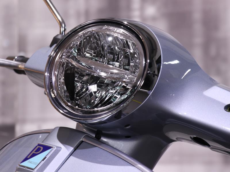 Piaggio Vespa GTS 300 HPE ABS