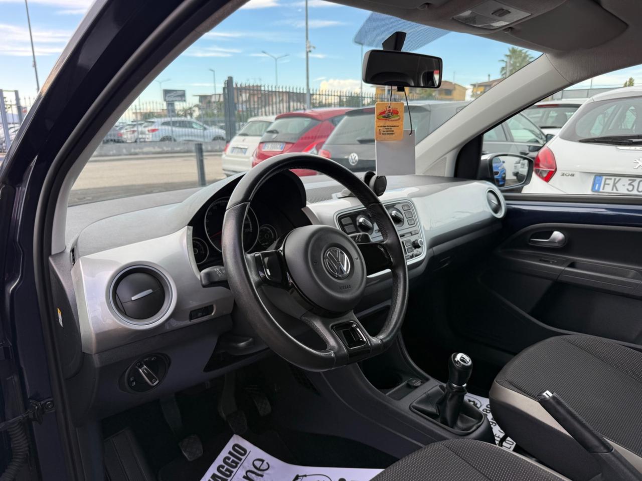 Volkswagen up! 1.0 75 CV 3p.