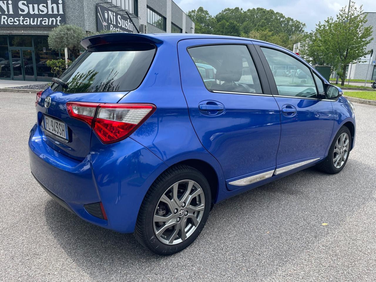 Toyota Yaris 1.0 5 porte*Neopatentati*Cerchi*