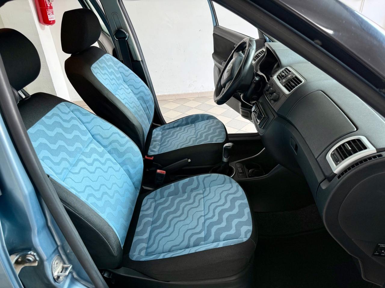 Skoda Fabia 1.2 12V 70CV style solo 89.000km