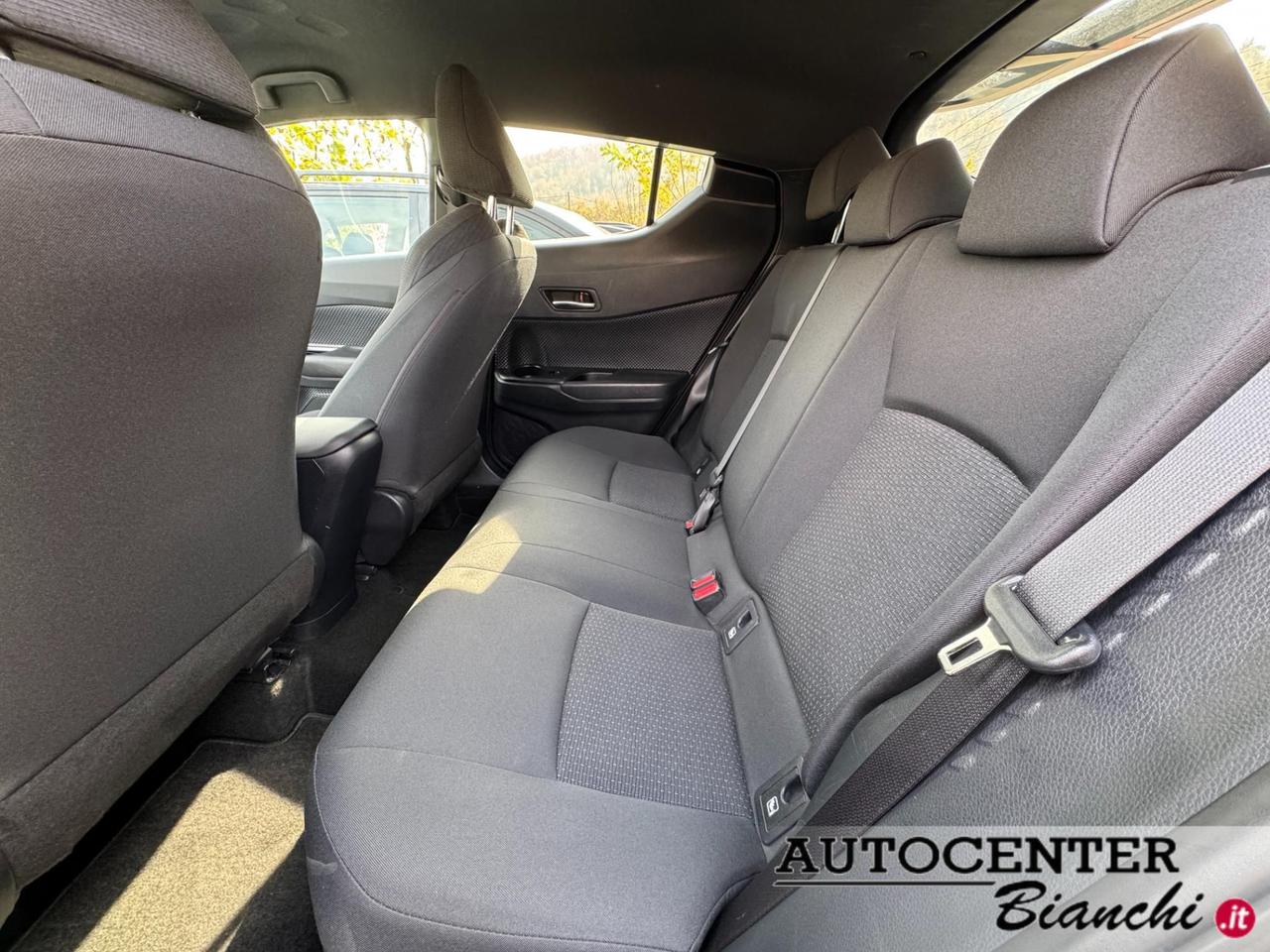 Toyota C-HR 5 Porte C-HR 1.8h Style 2wd e-cvt my19