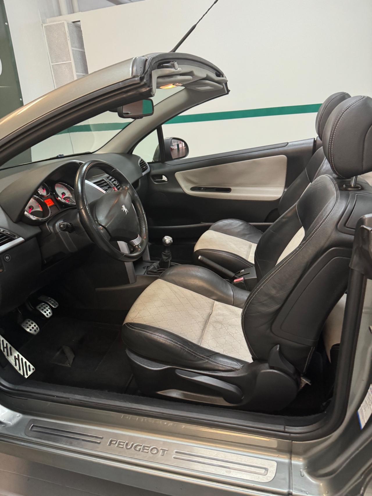 Peugeot 207 1.6 VTi 120CV CC Roland Garros