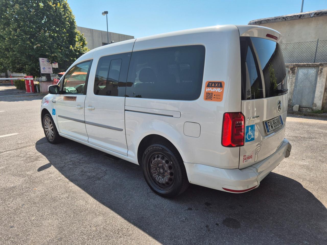 Volkswagen Caddy Pianale Ribassato 2.0 TDI TRASPORTO DISABILI