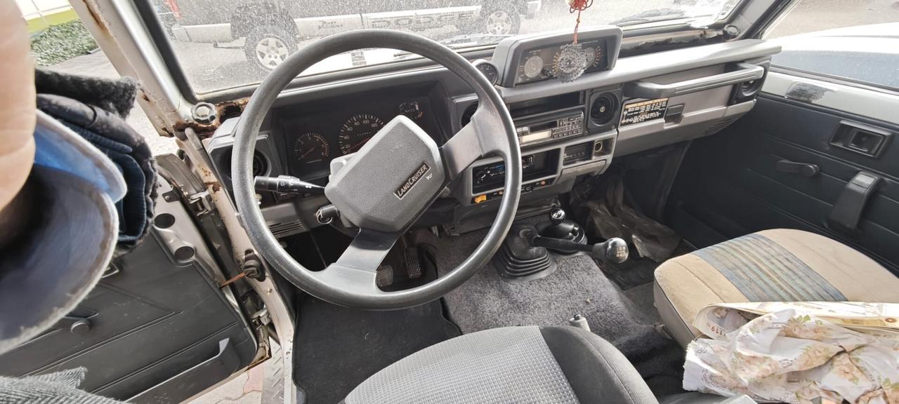 Toyota Land Cruiser II 2.5 turbodiesel Hard-top BJ73