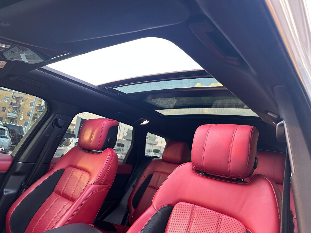 Land Rover Range Rover Sport 3.0 TDV6 HSE