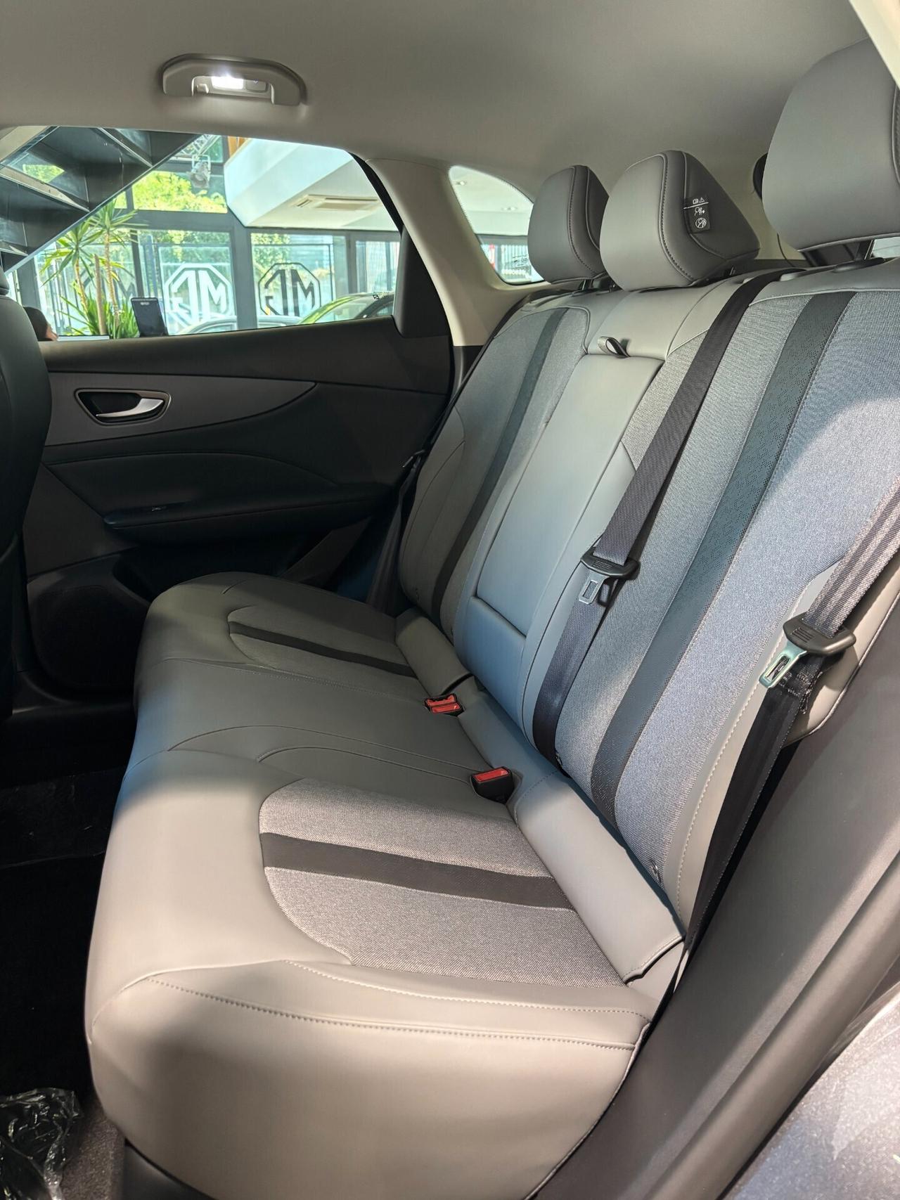 Mg S5 64kwh LUX *ECOBONUS*
