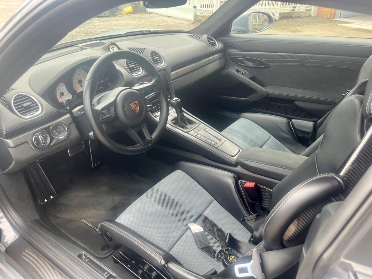 Porsche 718 Spyder Cayman 4.0 GT4 RS