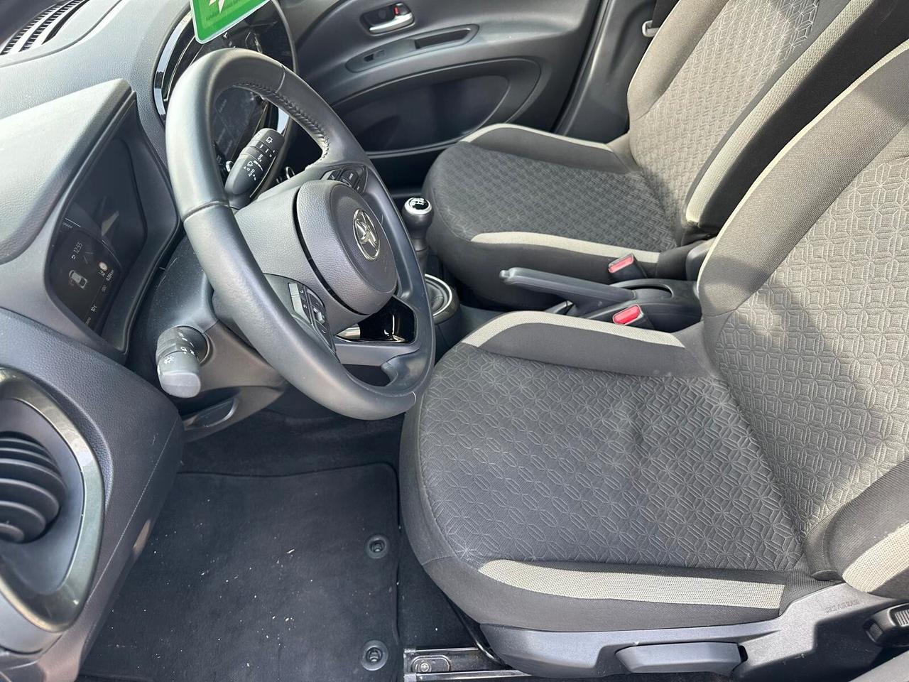 Toyota Aygo X 1.0 VVT-i 72 CV 5 porte Lounge Air NEOPATENTATI