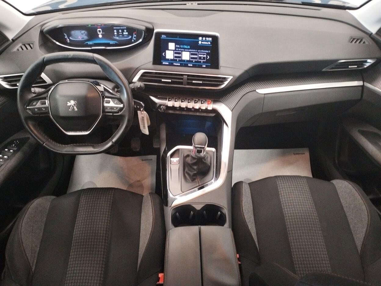 Peugeot 3008 1.5 bluehdi Active *92.000 KM*