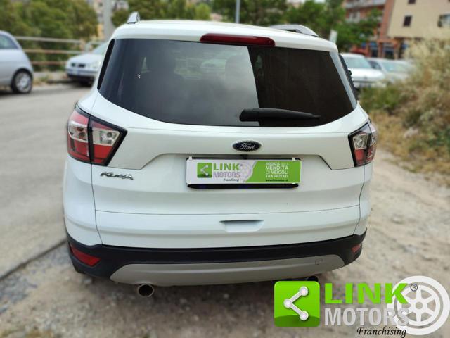 FORD Kuga 2.0 TDCI 150 CV S&S 2WD Titanium