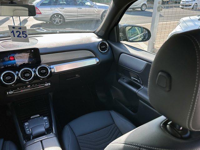 MERCEDES-BENZ GLB 180 d Automatic Sport