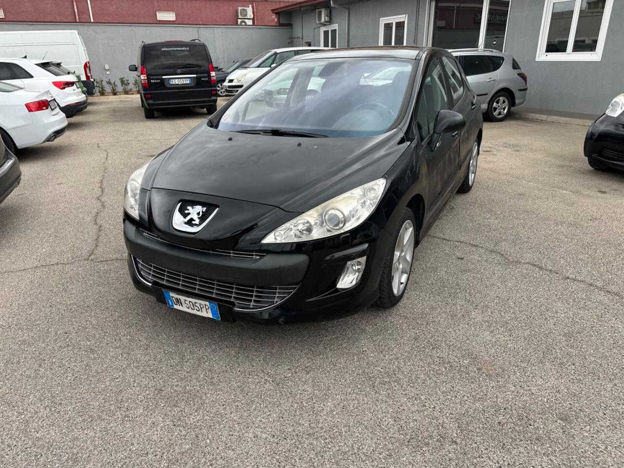 Peugeot 308 2.0 HDi 5p. Féline