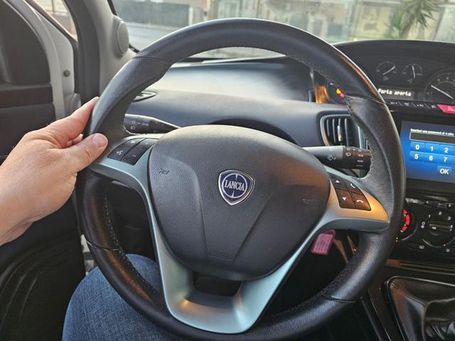 LANCIA Ypsilon 1.0 FireFly 5 porte S&S Hybrid Gold