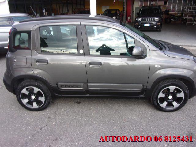 FIAT Panda 1.0 Hybrid Cross