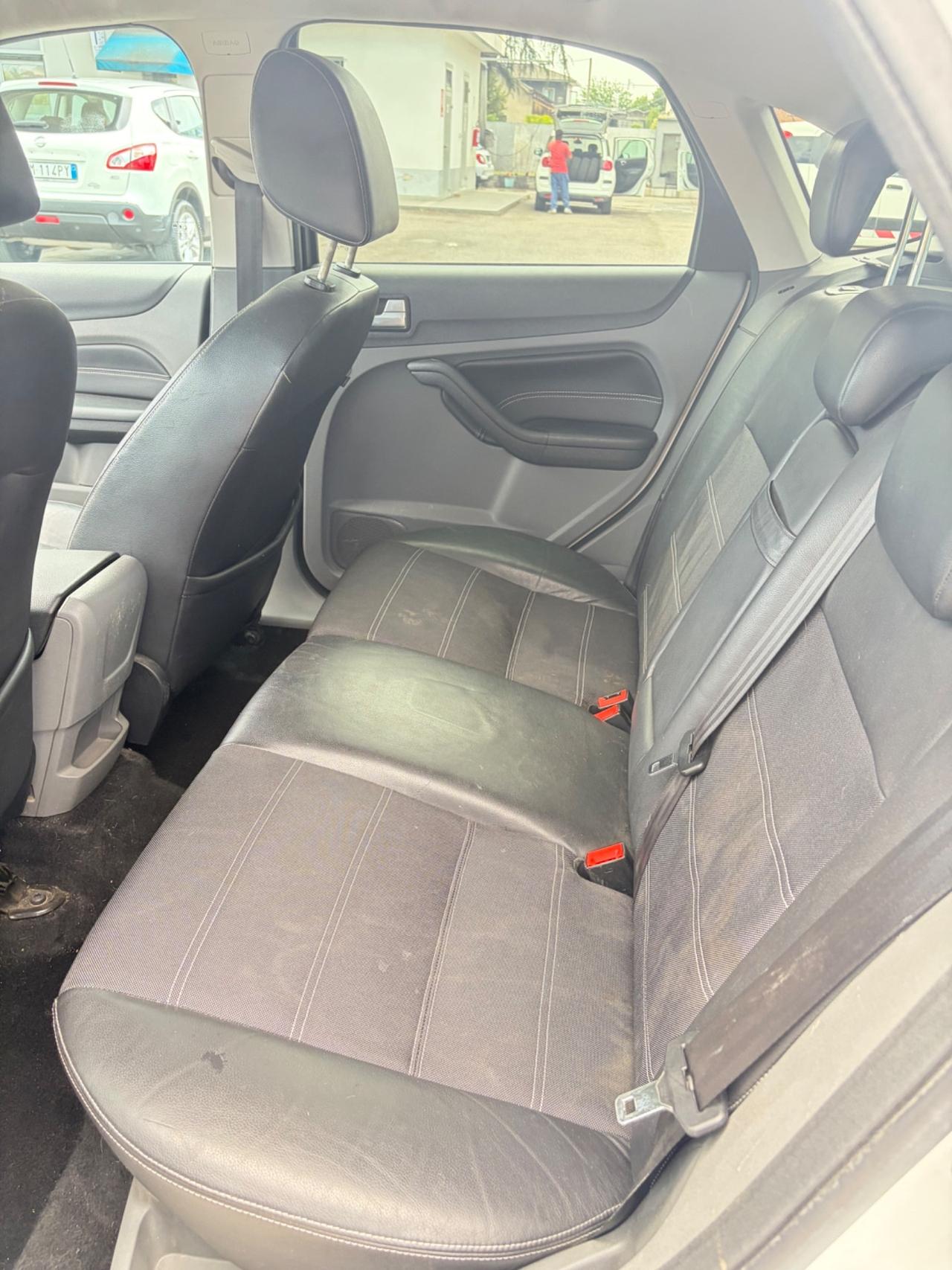 Ford Focus 2.0 (145CV) 5p. Benzina- Metano