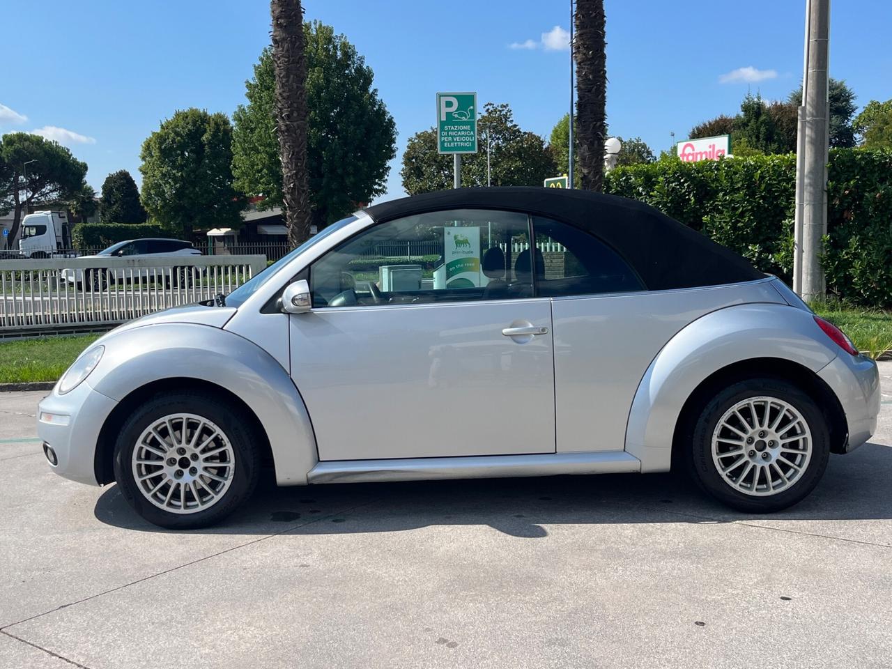 Volkswagen New Beetle 1.9 TDI 105CV Cabrio