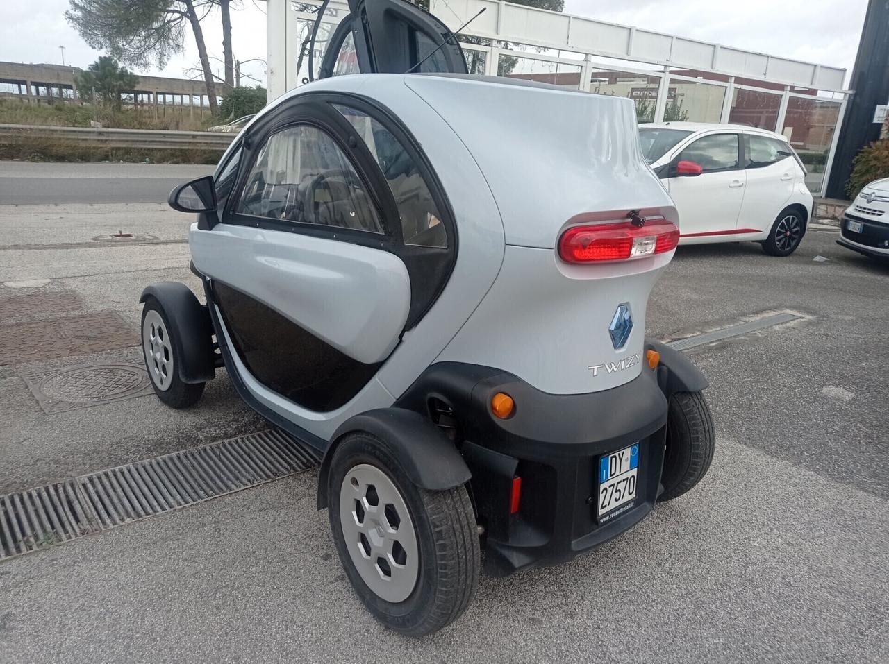 Renault Twizy 80s