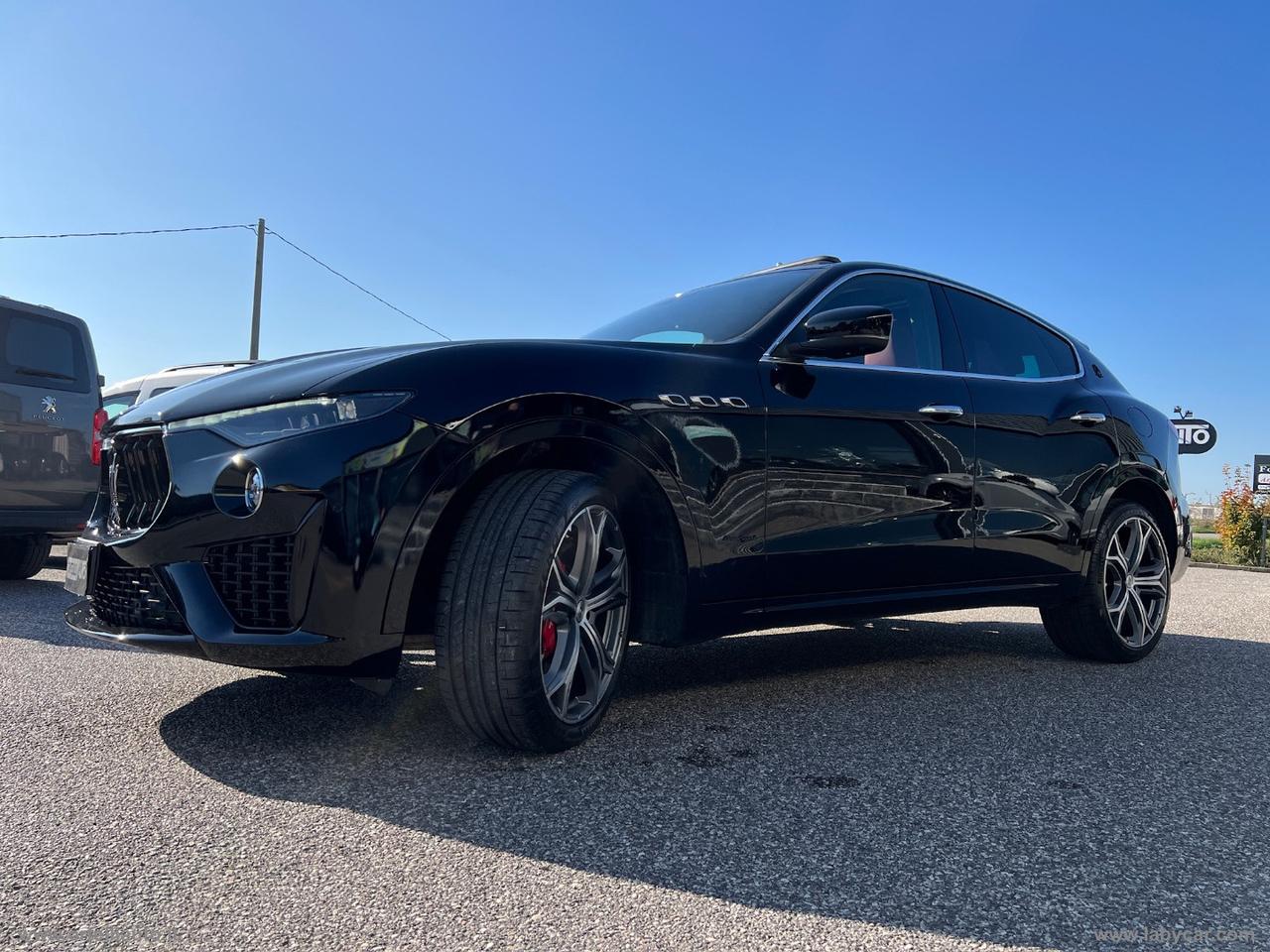 MASERATI Levante V6 Diesel AWD Gransport IVA DEDUCIBILE