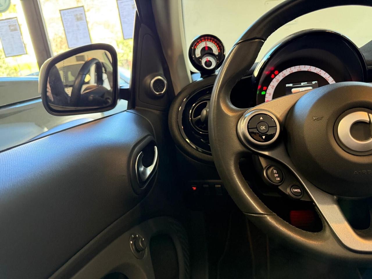 Smart ForTwo EQ PRIME 82cv Navi Camera Fari 22KW