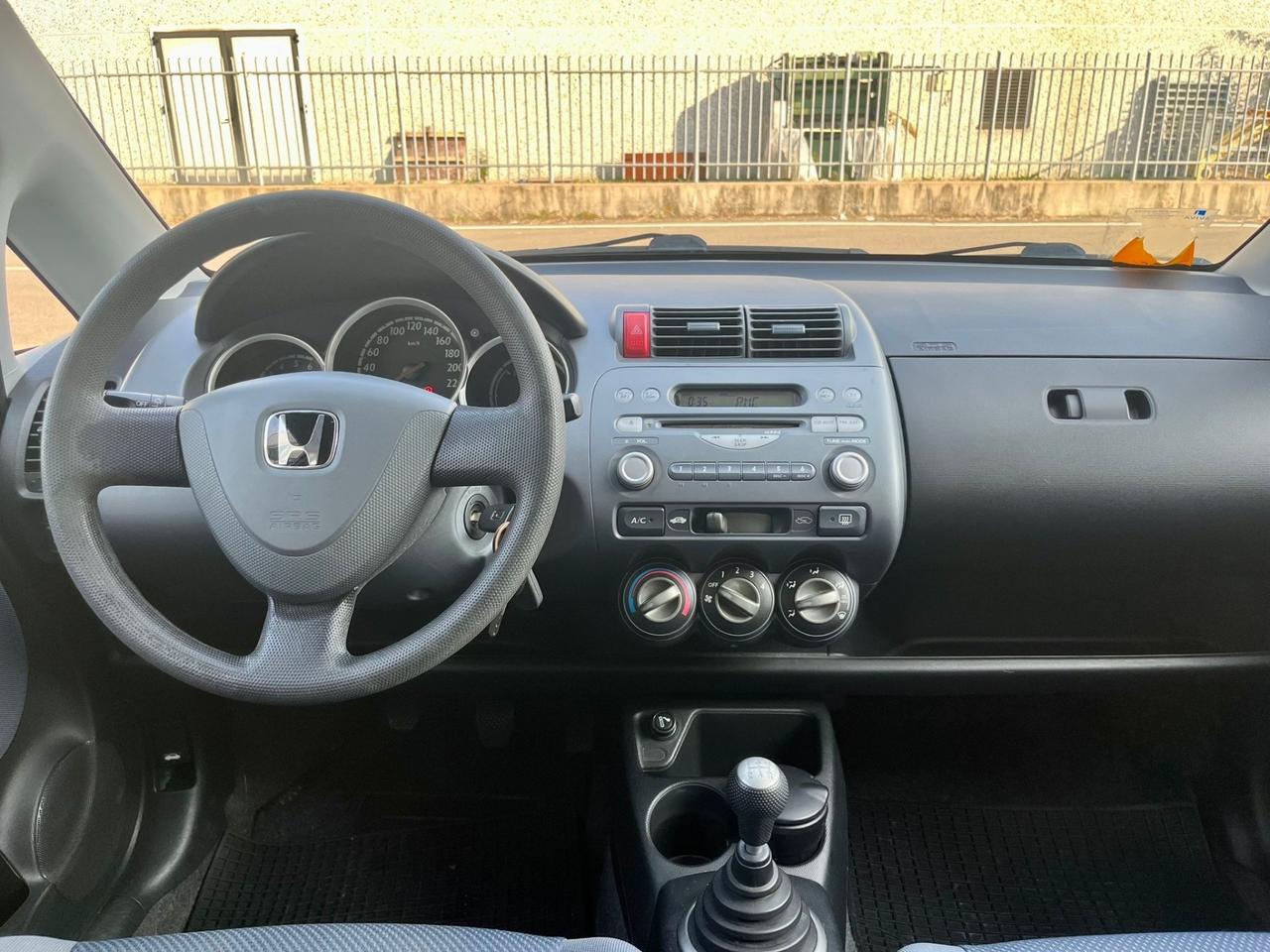 Honda Jazz 1.2benz 2002 86.000km perfetta per neopatentati