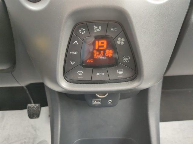 TOYOTA Aygo Connect 1.0 VVT-i CARPLAY,TELECAMERA,CLIMA ..