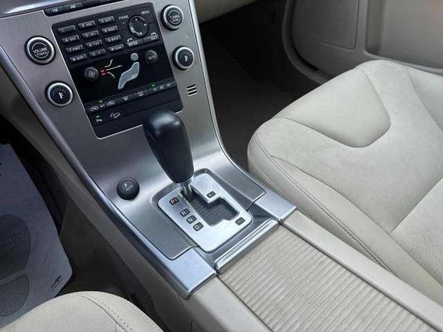 Volvo XC60 D5 AWD Geartronic Summum