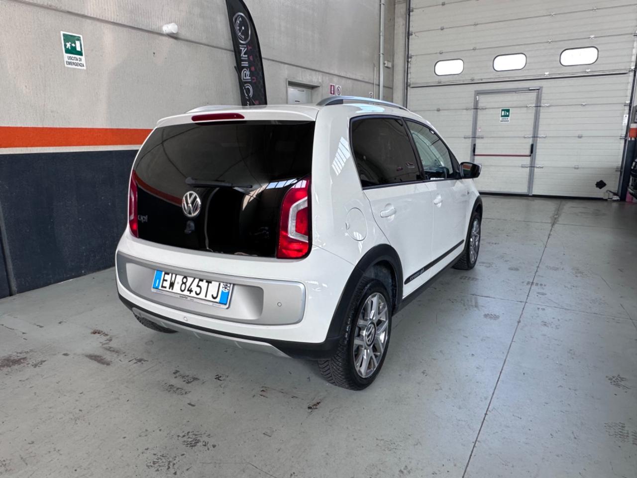 Volkswagen up! 1.0 75 CV 5p. cross