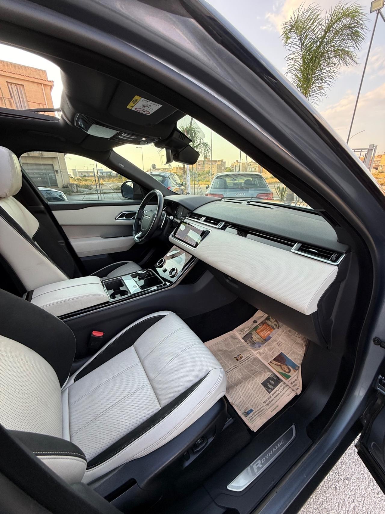 Land Rover Range Velar 2.0D I4 240 CV R-Dynamic HSE
