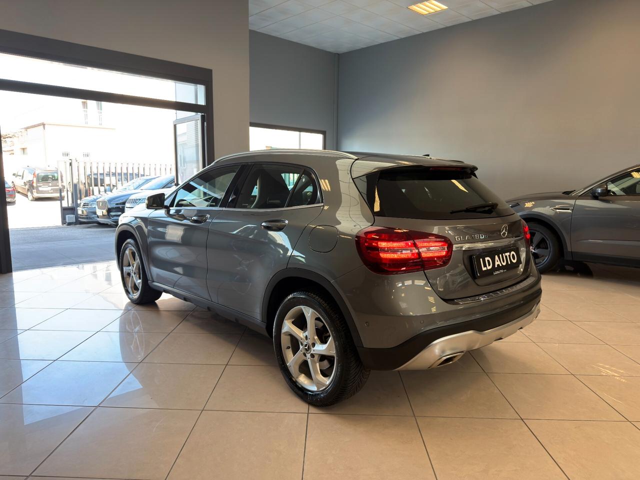 Mercedes-benz GLA 180 d Automatic Premium