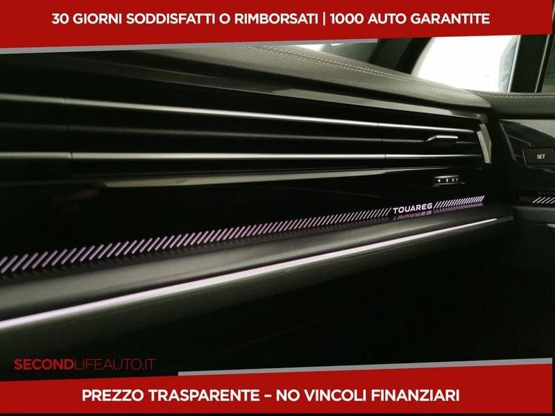 Volkswagen Touareg 3.0 V6 tdi scr R-Line 286cv auto