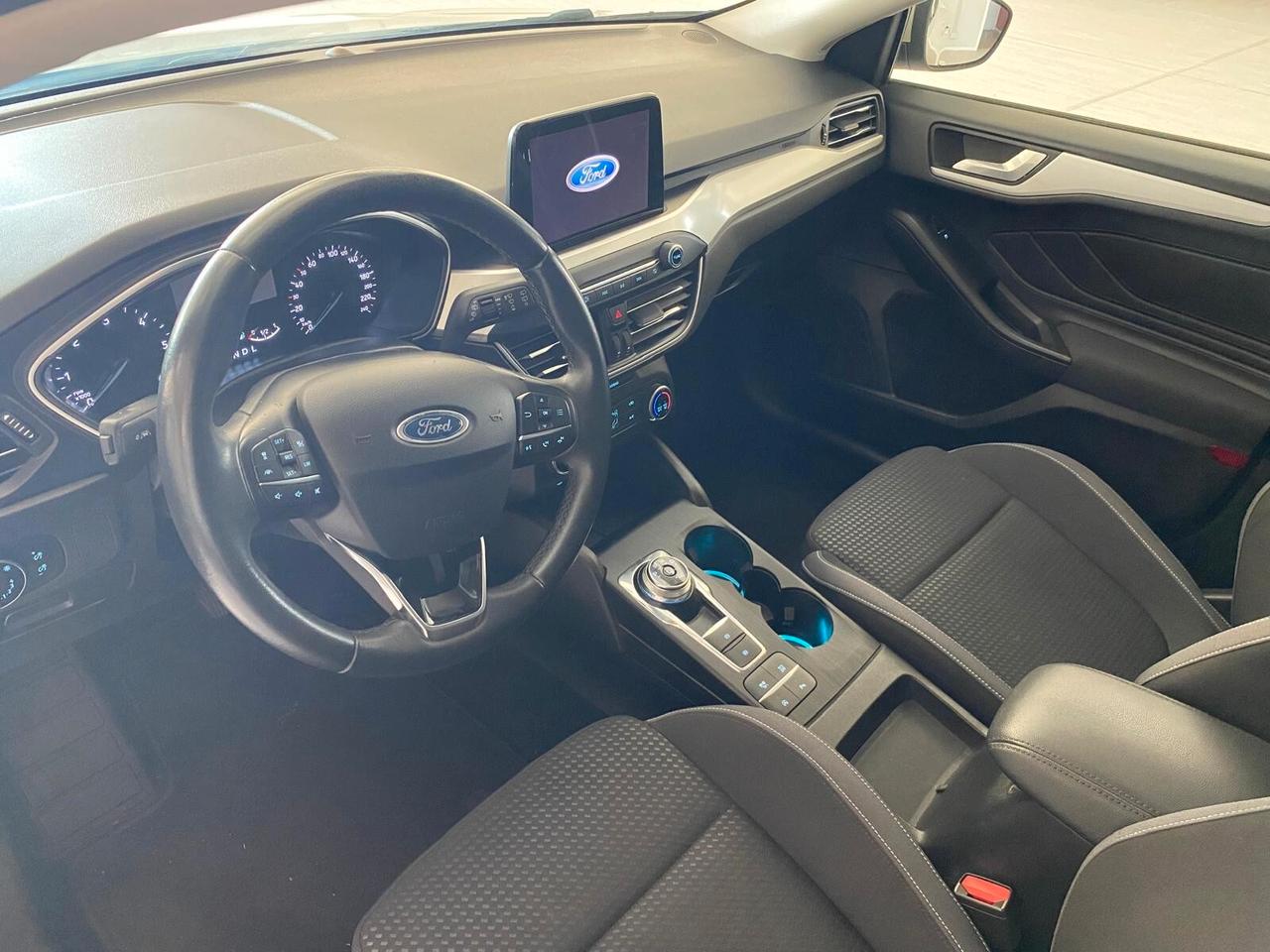 FORD FOCUS 1.5 ECOBLUE BUSINESS 120CV - FULL LED, NEOPATENTATI