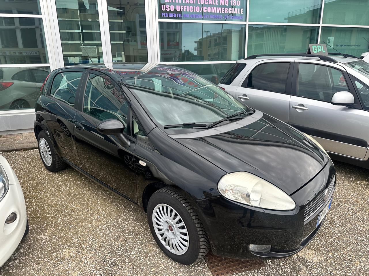 Fiat Grande punto 1.4 5 porte Dynamic Natural Power