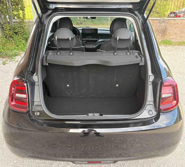 FIAT 500e Berlina 42 kWh