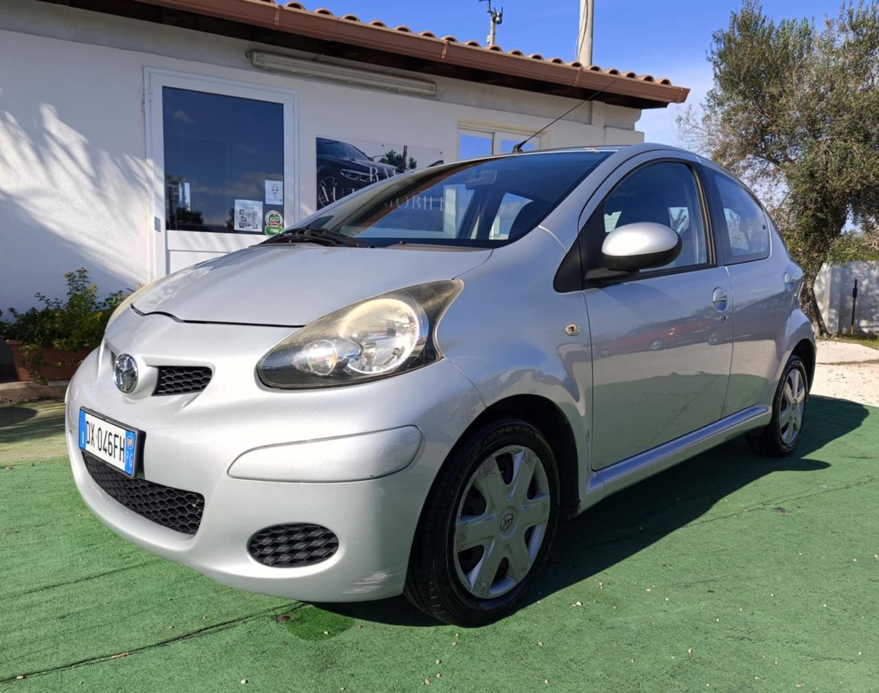 Toyota Aygo 1.0 12V VVT-i 5 porte 2009 - NEOPATENTATI